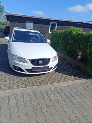 SEAT Exeo
