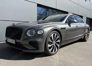 Bentley Flying Spur V8 Hybrid
