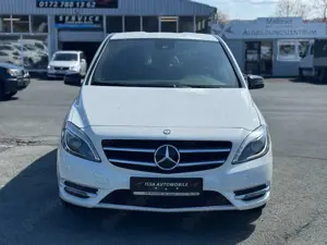 Mercedes-Benz B 200 B 180 CDI/Euro5/Xenon/LED/1.Hand/18Zoll/TÜV NEU Bild 3