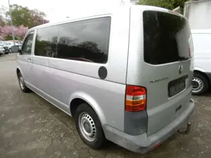 Volkswagen Transporter 2.5 TDi Kombi lang AHK Motorschaden Bild 4