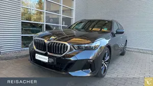 BMW 520 d xDrive T M-Sport Pano AHK Navi HUD 360° ACC