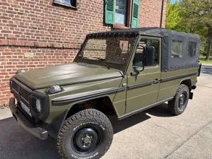 Mercedes-Benz G 230 Steyr Puch 8 Sitze im Bestzustand !