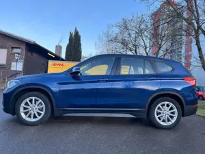 BMW X1 X1 sDrive18i Advantage Bild 3