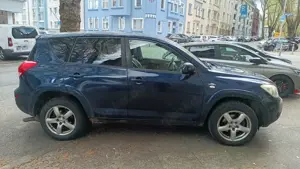 Toyota RAV 4 2.2 D-CAT 4x4 Sol Bild 4