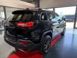 Jeep Cherokee Bild 5