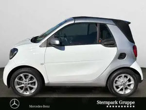 smart forTwo fortwo cabrio passion NAVI*EINPARKHILFE*LED*SHZ*