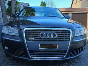 Audi A8 A8 4.2 FSI quattro Langversion