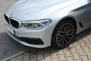 BMW 530 d xDrive Touring A. Pano.Adap-LED.HUD.8xAlu Bild 5