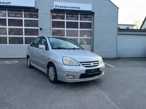 Suzuki Liana