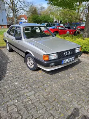 Audi 80 CD Diesel H Zulassng sehr schönes Fahrzeug