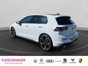 Volkswagen Golf GTI VIII 2.0 Black-Style Panorama Matrix-LED 19'' HUD Bild 4