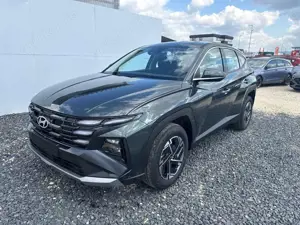 Hyundai TUCSON TREND SHZ NAVI PDC RFK 1.6 T-GDi LP 110,3kW/150...