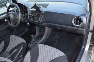 Volkswagen up! Bild 2