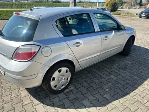 Opel Astra Astra 1.6 Cosmo TÜV 4.28