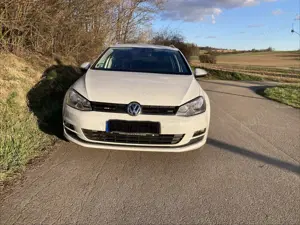 Volkswagen Golf Variant 1.2TSI BMT LOUNGE Klima AHK TÜVneu 8-fach LED SHZ Bild 3