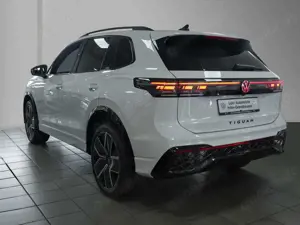 Volkswagen Tiguan R-Line 1,5 l eHybrid OPF 110 kW (150 PS) / 85 k... Bild 4