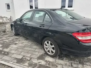 Mercedes-Benz C 180 C 180 CGI Automatik - TÜV neu - Motor Probleme - evtl. auch gegen ein anderes Au