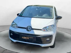 Volkswagen up! 1,0 R-Line Kamera Sitzheiz. Klima Bild 2