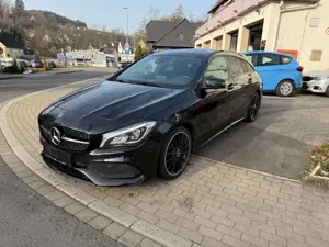 Mercedes-Benz CLA 220 4x4 AMG Navi,R,Kame Voll