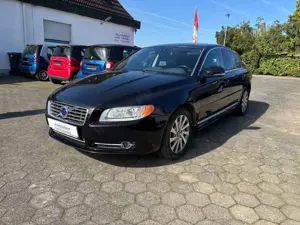 Volvo S80 D5 Aut. AHK Leder Xenon 8 fach