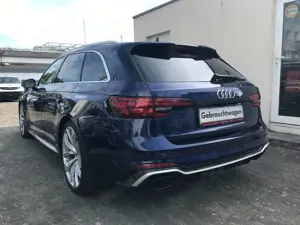 Audi RS4 Bild 4