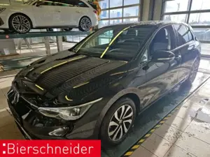 Volkswagen Golf 8 2.0 TDI DSG Active AHK PANO MATRIX CAM AC