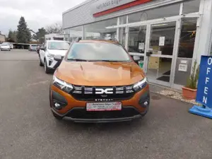 Dacia Sandero Bild 2