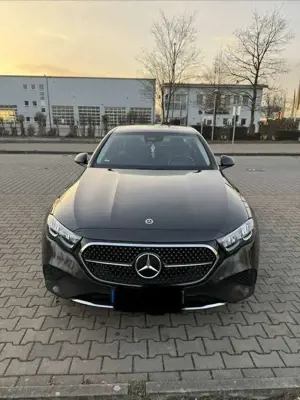 Mercedes-Benz E 220 d 9G-TRONIC Avantgarde