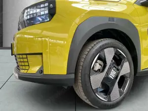 Fiat Grande Panda -e La Prima Leasingaktion Winterpaket Navi Klimaau Bild 4