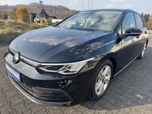 Volkswagen Golf VIII Limo-1,5-Life-LED-Winterpaket- Bild 3