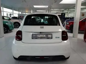 Fiat 500e 42kWh -Sitzheizung-Rückfahrkamera -Android Auto Bild 5
