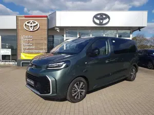 Toyota Proace Verso 2,2-D L1 AT 180 PS *Teamplayer* + Navigation