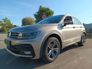 Volkswagen Tiguan Highline BMT/Start-Stopp 4Motion R-Line
