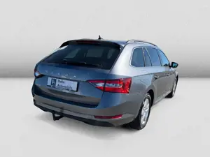 Skoda Superb Combi 2.0TDI DSG Ambition LED Nav AHK ACC Bild 4