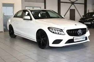 Mercedes-Benz C 180 Lim AUT./FACELIFT/LED/APP-CONNECT/CAM