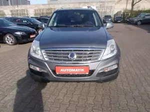 SsangYong Rexton Bild 2