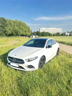 Mercedes-Benz A 180 7G-DCT Progressive AMG Line