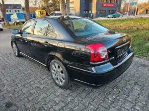 Toyota Avensis Bild 4