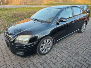 Toyota Avensis Bild 3