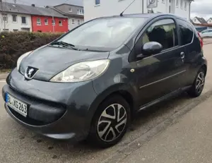 Peugeot 107 Bild 4
