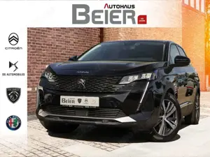 Peugeot 3008 Hybrid 225 Allure /  1,6 Ltr. / Navi