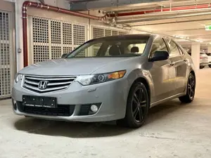 Honda Accord 2.4 Automatik Executive Bild 3