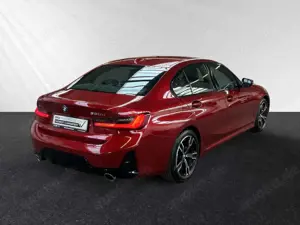 BMW 330 Bild 3
