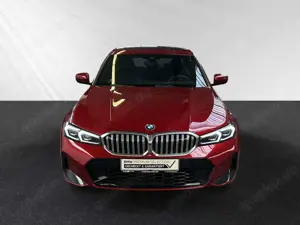 BMW 330 Bild 5