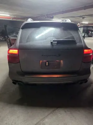 Porsche Cayenne Bild 5