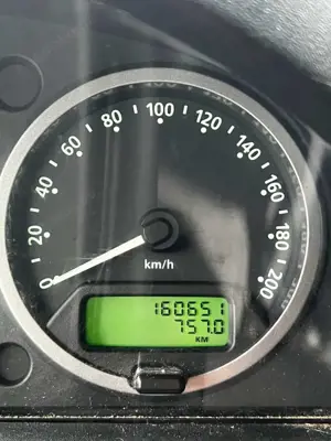 Land Rover Defender Bild 3