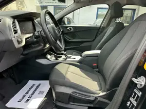 BMW 116 d Lim.Aut+NAVI+LIVE COCKPIT+HEAD UP+LED+KLIMA+PDC Bild 5