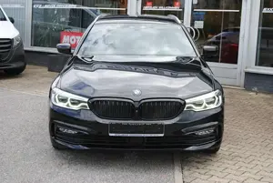 BMW 520 d A xDrive Touring.Adap-LED.HUD.AHK.ACC.DAB Bild 2