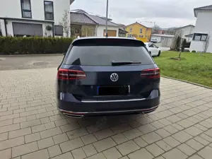 Volkswagen Passat Variant Highline 190PS R Line Bild 3