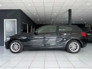 BMW 116 1 Limousine 3-trg. 116 d Advantage*PARK-ASSI Bild 3